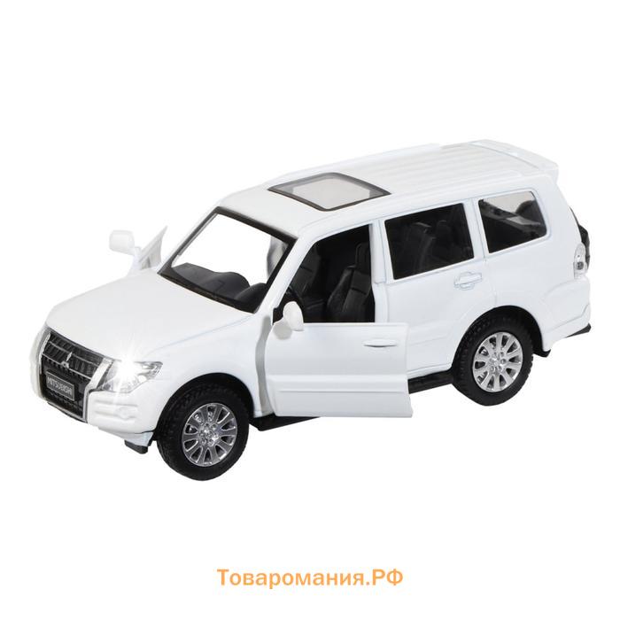 Машина металлическая Mitsubishi Pajero 4WD Turbo 1:43, инерция, открываются двери, цвет белый