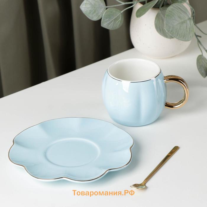 Чайная пара керамическая «Цветок», 3 предмета: чашка 240 мл, блюдце d=16 см, ложка, цвет голубой