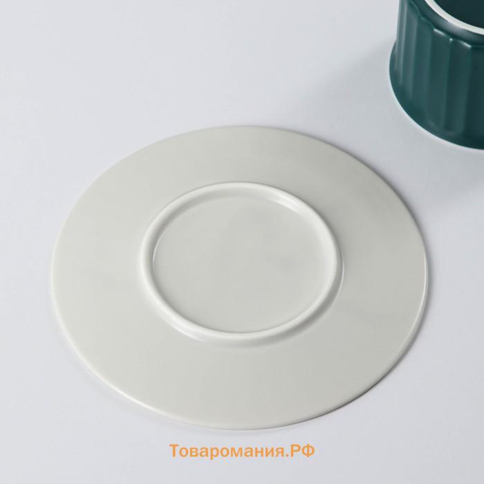 Чайная пара керамическая «Профитроль», 3 предмета: чашка 180 мл, блюдце d=13,7 см, ложка, цвет зелёный/белый