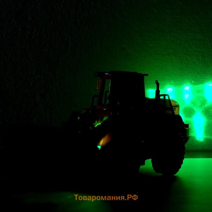 Трактор «Погрузчик», работает от батареек, световые и звуковые эффекты, в пакете
